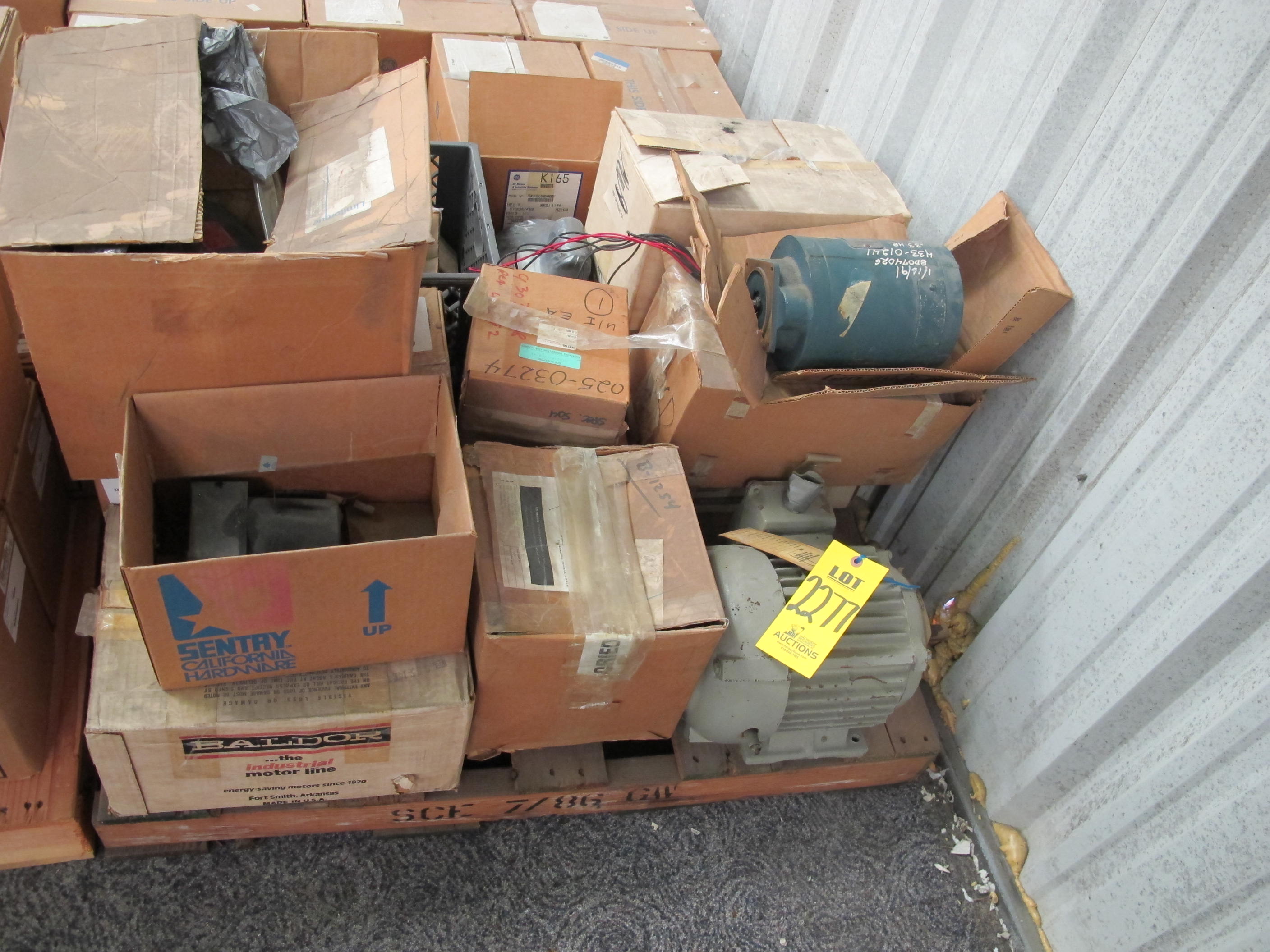 LOT (8) TO INCLUDE: (1) MOTOR, VALVE ACTUATOR TYPE, 0.7 HORSEPOWER, 230/460VAC 3 PHASE 60HZ ELEC RATING, 10 FT/LB START TORQUE, 1700 RPM, L56 FRAME, 2FT/LB RUN TORQUE, 24/12 AMPS, B INSULATION CLASS, 15 MINUTE DUTY, WP ENCLOSURE. 1.0 SERVICE FACTOR, SHAFT, (2) MOTOR, CHART DRIVE TYPE. FORCE, PART # N0224CW, (1) MOTOR, VALVE ACTUATOR TYPE, 0.33 HORSEPOWER, 125VDC ELEC RATING, 5 FT/LB START TORQUE, 1900 RPM, P56 FRAME, 1 FT/LB RUN TORQUE, 400 MILLI AMPS, B INSULATION CLASS. 3/8" DIA SHAFT WITH SLOT KEY, COMPOUND WINDINGS, FACE MOUNTED, PART # 463471-UC, (1) MOTOR, VALVE ACTUATOR TYPE, 0.7 HORSEPOWER, 230/460VAC 60HZ 3PH ELEC RATING, 5 FT/LB START TORQUE, 1700 RPM, L56 FRAME, 2 FT/LB RUN TORQUE, 4.6-2.3 AMPS, B INSULATION CLASS. 1.0 SERVICE FACTOR, 5/8" DIA SHAFT WITH SLOT KEY, NEMA LOCKED ROTOR CODE "R", FACE MOUNTED, PART # B710217C-7J, (3) MOTOR, ELECTRIC TYPE, 1/15 HORSEPOWER, 230V ELEC RATING, 30 RPM. PART # 4Z519 (W-44) LOADING & HANDLING FEE $15-